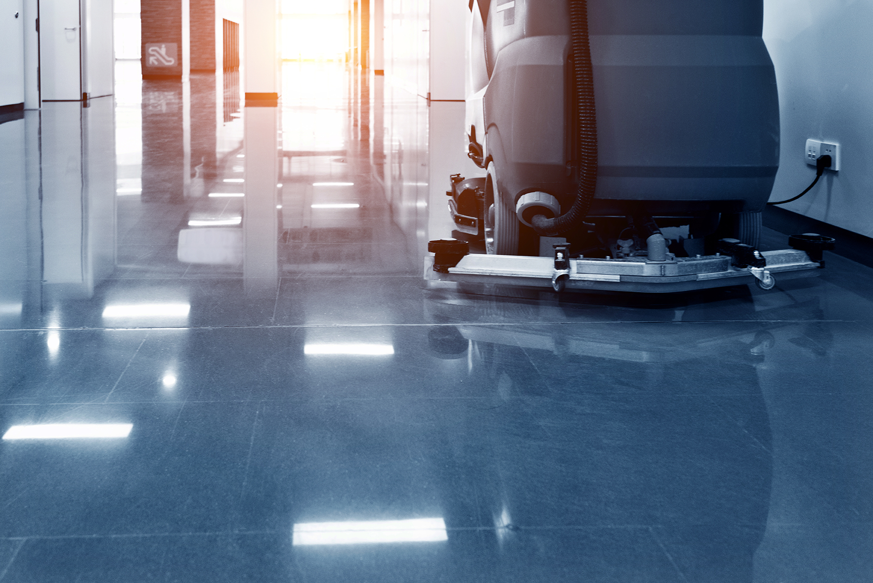 Commercial<br> Cleaning